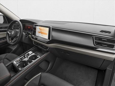 New 2026 Volkswagen Atlas Peak Edition AWD/4WD image 11