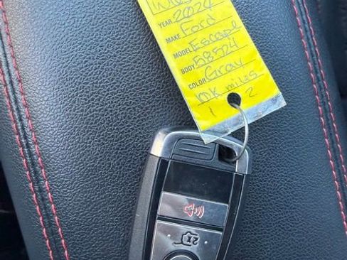 Used 2024 Ford Escape ST-Line image 20