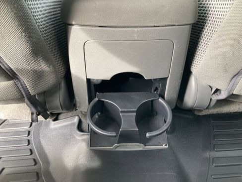 Used 2019 Nissan Frontier SV image 30