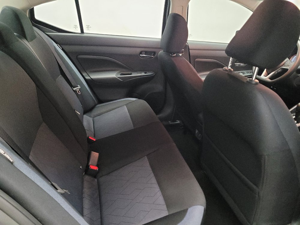 Used 2025 Nissan Versa SV FWD image 19