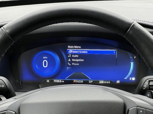 Certified 2020 Ford Explorer Platinum w/ Premium Technology Package image 26