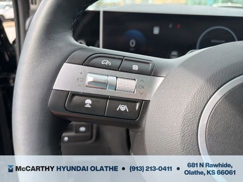 Used 2025 Hyundai Tucson Limited AWD/4WD image 28