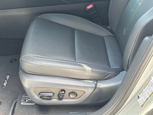 Certified 2025 Lexus RX 350 Premium w/ Accessory Package (Z1) FWD image 21