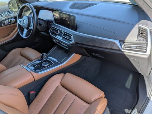 Certified 2022 BMW X5 xDrive40i w/ M Sport Package image 24