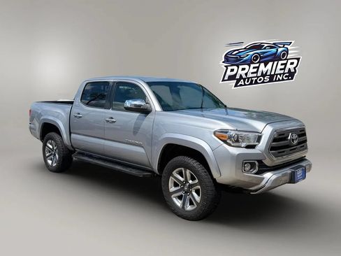 Used 2016 Toyota Tacoma Limited w/ Towing Package AWD/4WD image 12