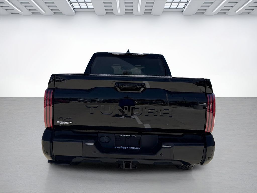 Used 2024 Toyota Tundra Platinum AWD/4WD image 4