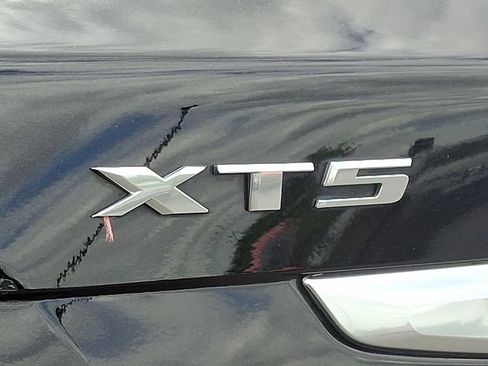 Used 2023 Cadillac XT5 Premium Luxury w/ LPO, Floor Liner Package AWD/4WD image 29