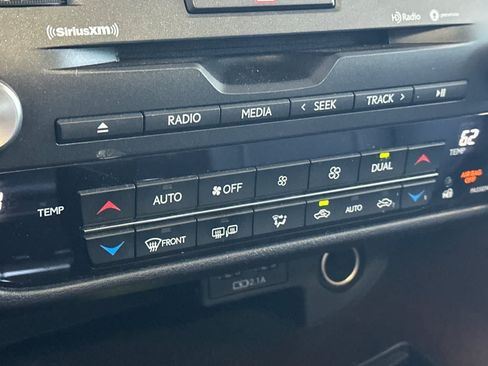Used 2020 Lexus RX 350 AWD w/ Premium Package image 22