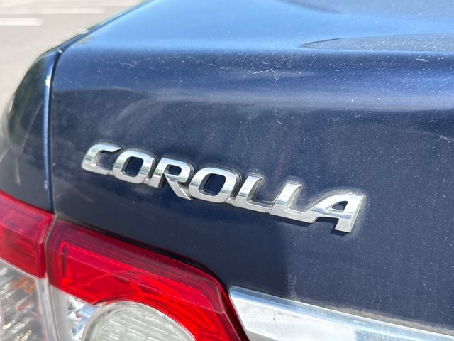 Used 2013 Toyota Corolla LE FWD image 14