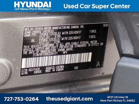 Used 2024 Toyota RAV4 XLE w/ Convenience Package FWD image 34