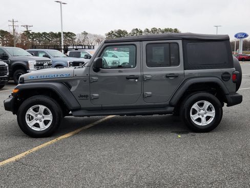 Used 2022 Jeep Wrangler Unlimited Sport image 5