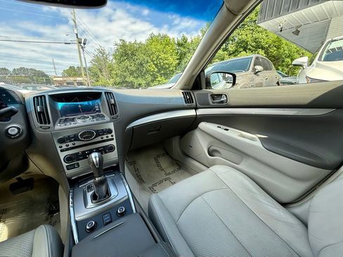 Used 2012 INFINITI G37 x Sedan w/ Premium Pkg AWD/4WD image 16