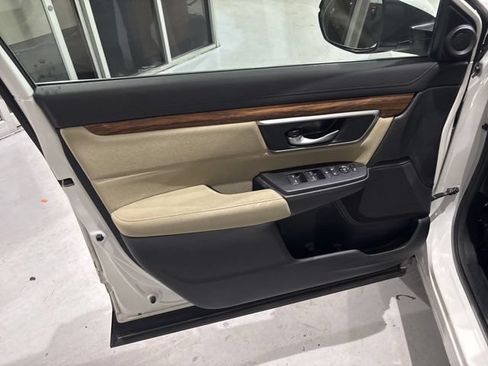 Used 2019 Honda CR-V EX image 14