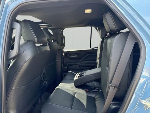 Used 2025 Toyota 4Runner Limited AWD/4WD image 15