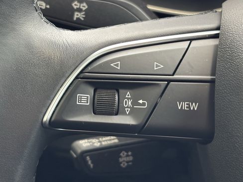 Used 2022 Audi Q3 2.0T Premium w/ Convenience Package image 19