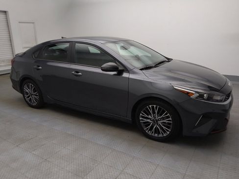 Used 2024 Kia Forte GT-Line image 11
