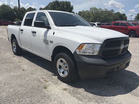 Used 2020 RAM 1500 Tradesman AWD/4WD image 9