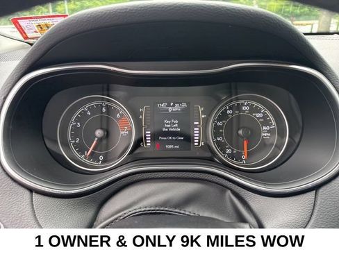 Used 2020 Jeep Cherokee Latitude Plus AWD/4WD image 7