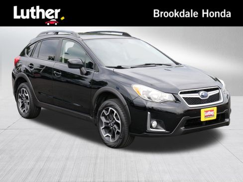 Used 2017 Subaru Crosstrek 2.0i Premium AWD/4WD image 1