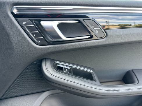 New 2026 Porsche Macan AWD/4WD image 19