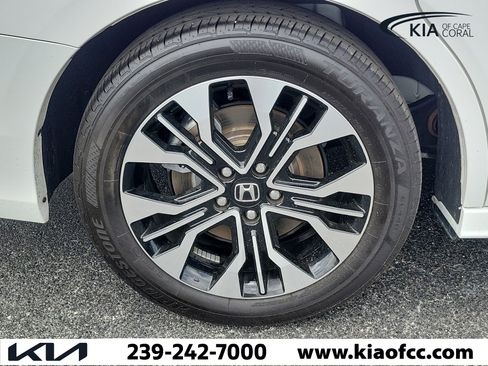 Used 2025 Honda Odyssey Elite image 9