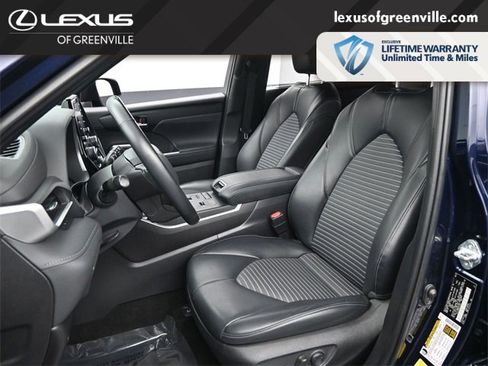 Used 2022 Toyota Highlander XSE image 22