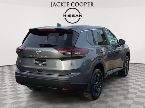 New 2026 Nissan Rogue SV w/ Cold Weather Package image 5