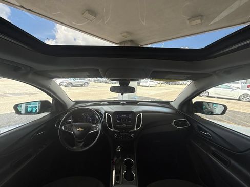Used 2020 Chevrolet Equinox LT FWD image 12