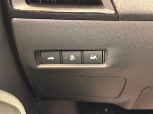 New 2026 Nissan Sentra SR w/ SR Premium Package image 27