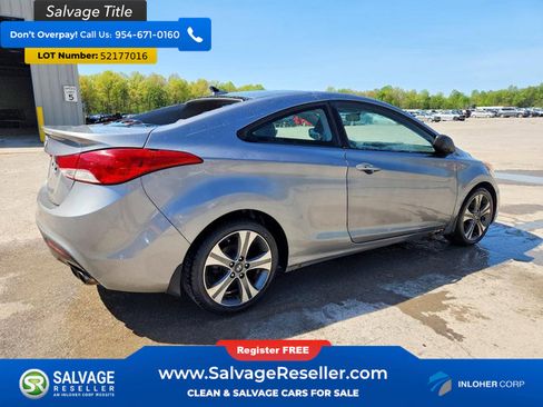 Used 2013 Hyundai Elantra SE w/ Technology Pkg FWD image 4