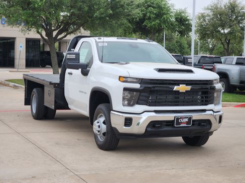 New 2026 Chevrolet Silverado 3500 W/T w/ WT Convenience Package image 2