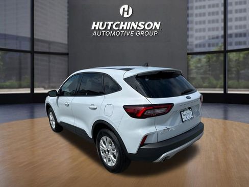 Used 2025 Ford Escape Active AWD/4WD image 5