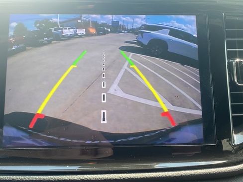 Used 2023 Dodge Durango GT image 9