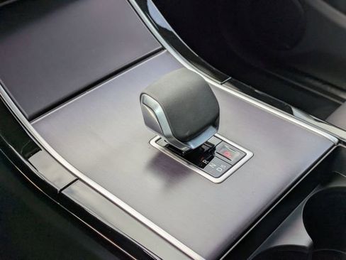 Used 2026 Land Rover Range Rover Evoque Dynamic SE image 9