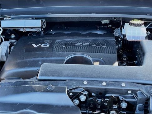 Used 2020 Nissan Pathfinder Platinum image 32