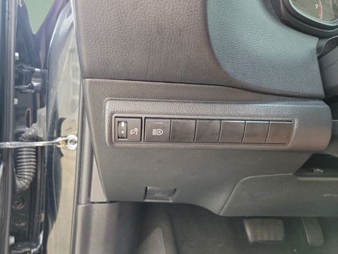 Used 2024 Toyota Corolla LE FWD image 8