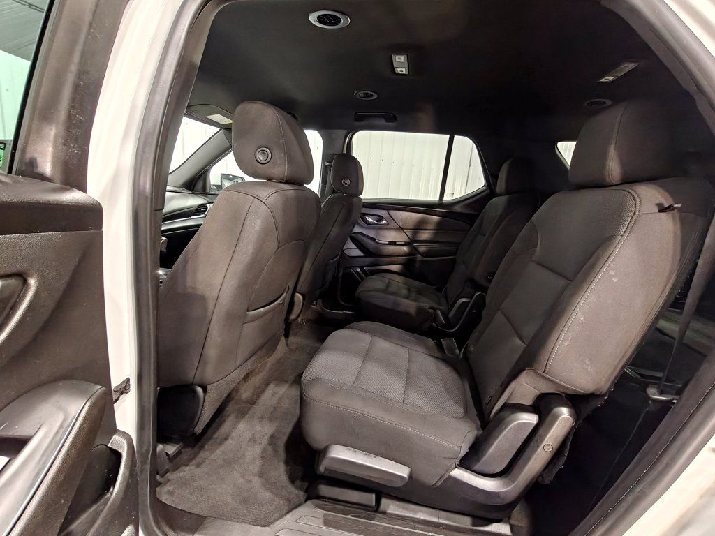 Used 2022 Chevrolet Traverse LT AWD/4WD image 28