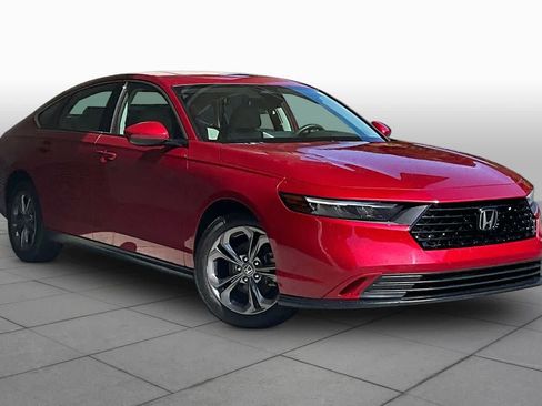 Certified 2024 Honda Accord EX image 3