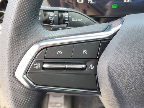 New 2025 Chevrolet Blazer EV LT image 22