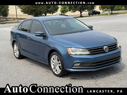 Used 2017 Volkswagen Jetta SEL FWD image 1