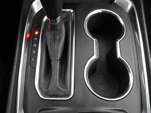 Used 2020 Chevrolet Traverse LT w/ Driver Confidence II Package image 18