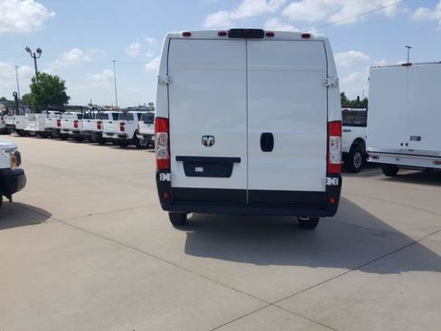 Used 2023 RAM ProMaster 3500 w/ Driver Convenience Group FWD image 8