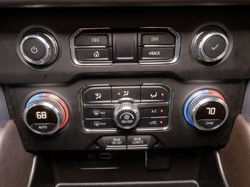 Used 2022 GMC Yukon SLE RWD image 19
