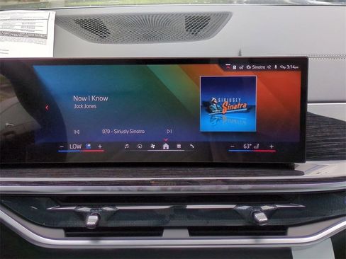 New 2026 BMW X5 xDrive50e w/ Executive Package image 16