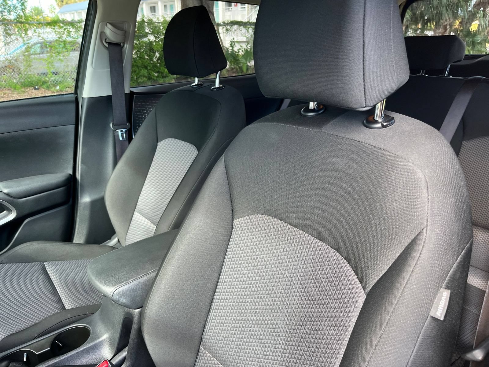 Used 2025 Kia Soul LX w/ LX Technology Package FWD image 33