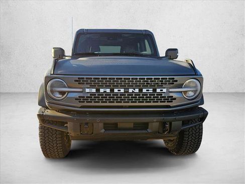 New 2025 Ford Bronco Badlands image 6