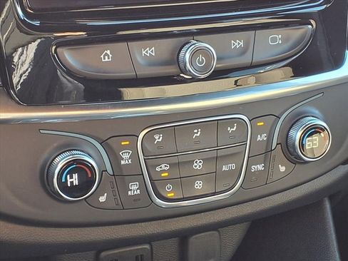 Used 2023 Chevrolet Traverse LT w/ LPO, Floor Liner Package image 12