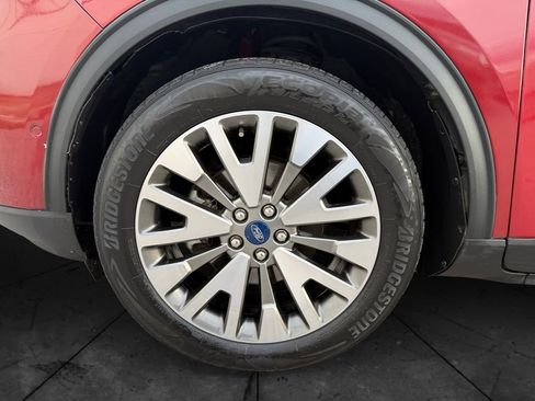 Used 2021 Ford Escape Titanium image 14