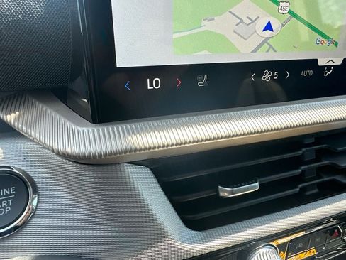 New 2026 Ford Explorer Active w/ Active Comfort Package RWD image 23