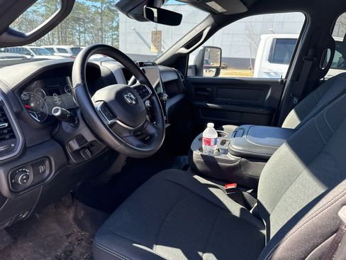 Used 2025 RAM 3500 Tradesman image 8